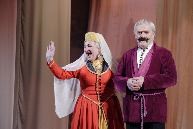 Актер Оренбургского театра музыкальной комедии ушел на заслуженный отдых